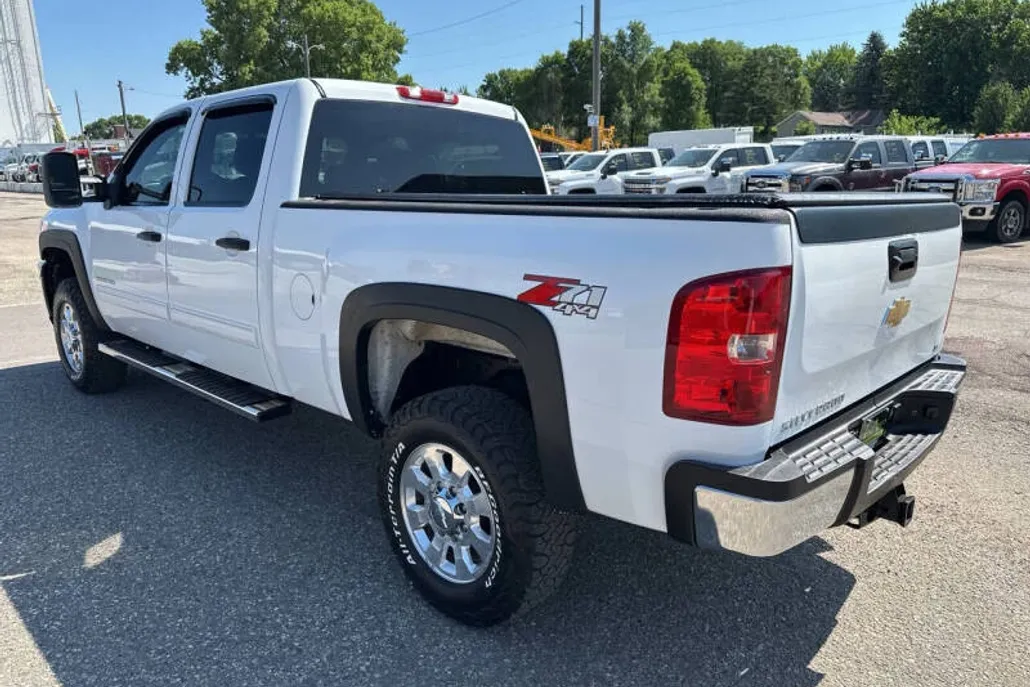 2014 Chevrolet Silverado 2500HD LT photo 1