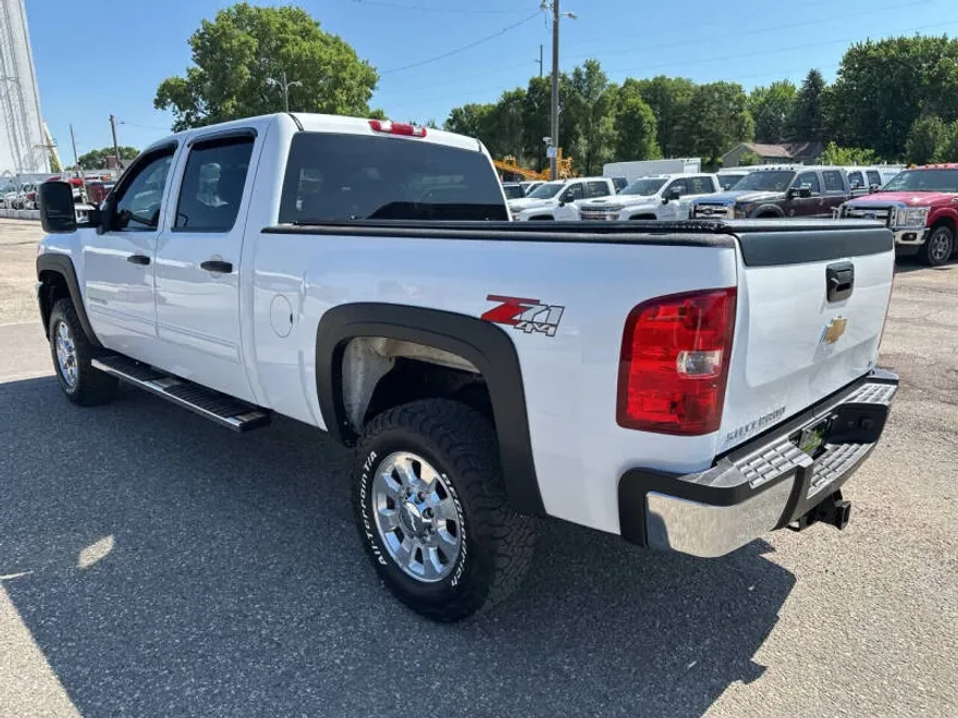 2014 Chevrolet Silverado 2500HD LT photo 1