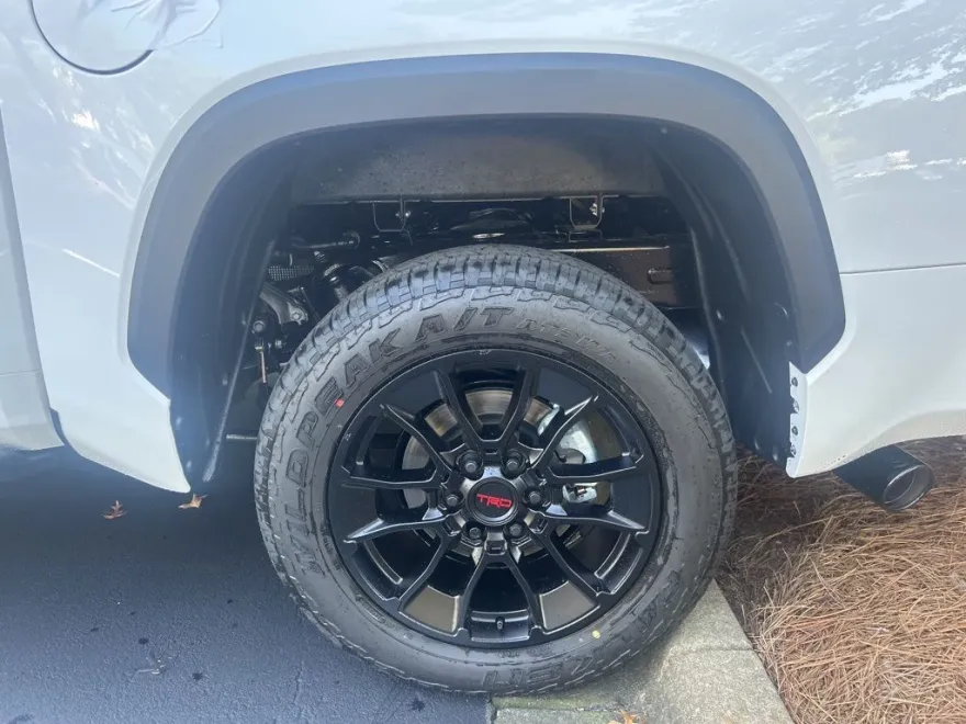 2026 Toyota Tundra SR5 CrewMax photo 1