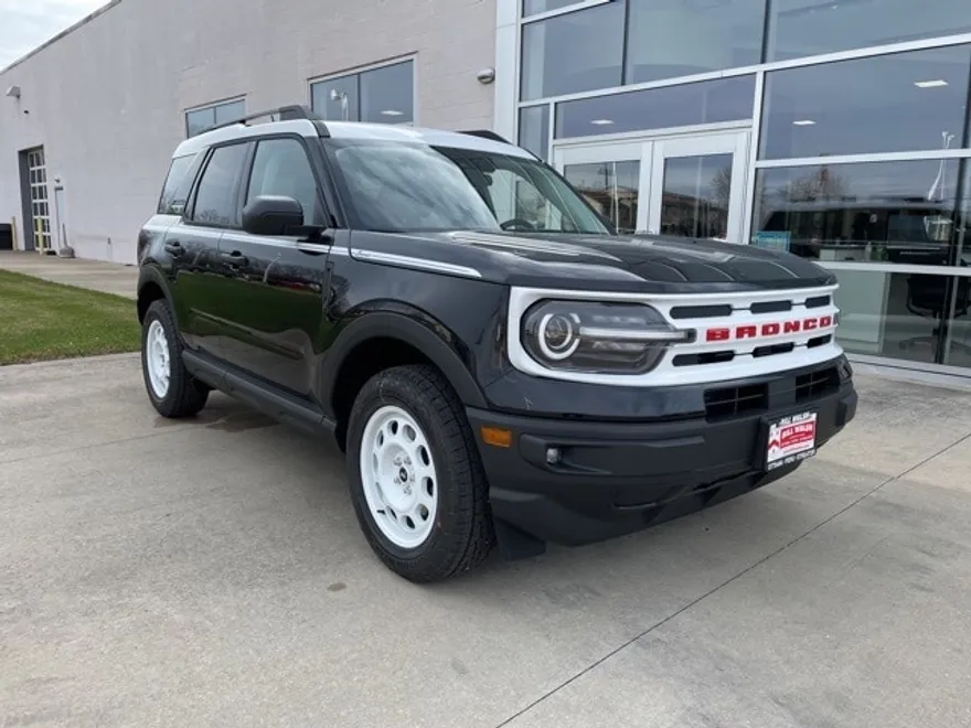 2024 Ford Bronco Sport Heritage photo 1