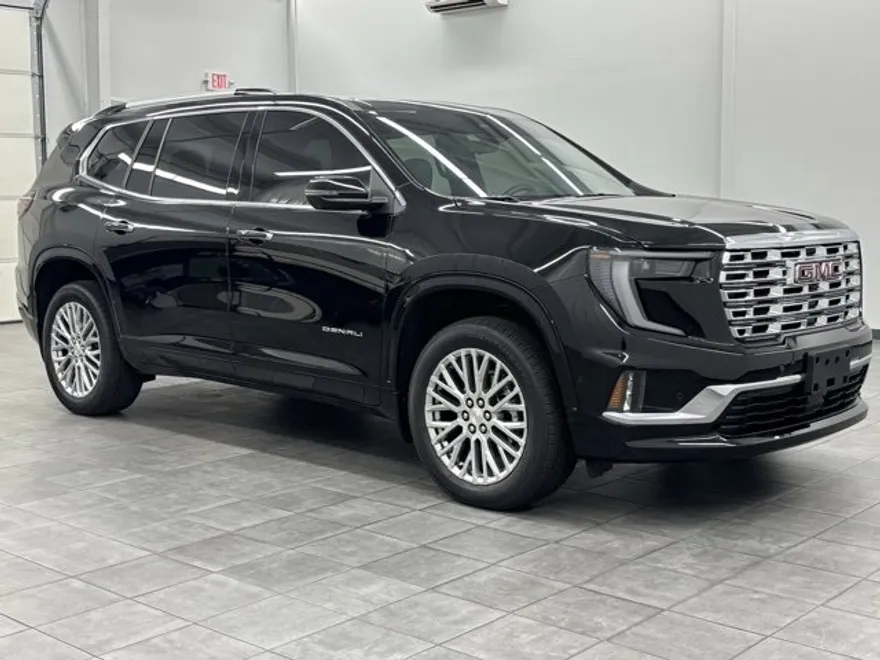 2024 Gmc Acadia Denali photo 1