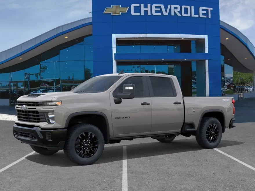 2026 Chevrolet Silverado Custom photo 1