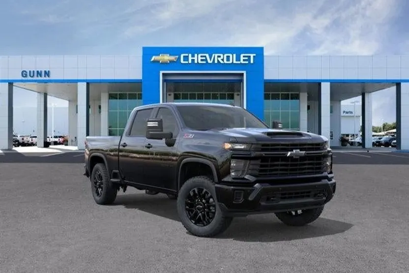 2026 Chevrolet Silverado 2500HD Custom photo 1