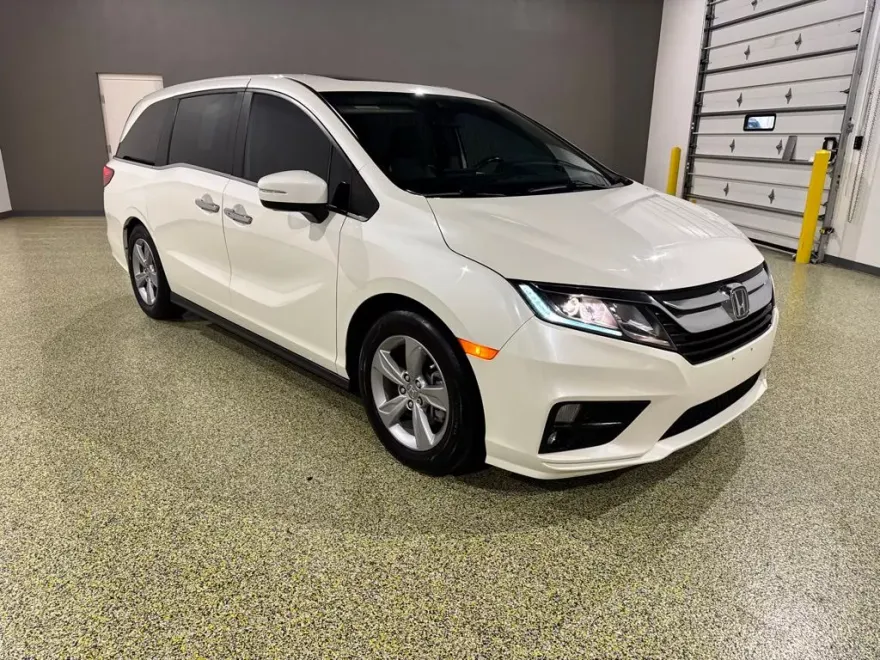 2019 Honda Odyssey EX-L photo 1