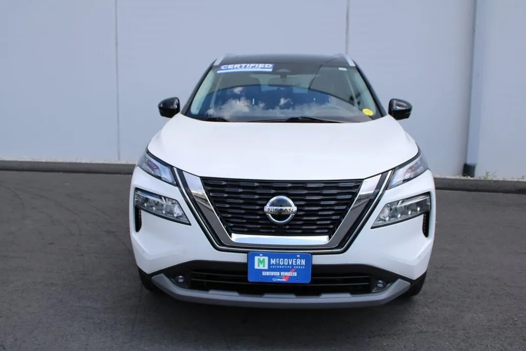 2021 Nissan Rogue SL photo 1