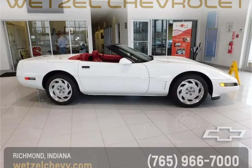 1991 Chevrolet Corvette Base photo 1