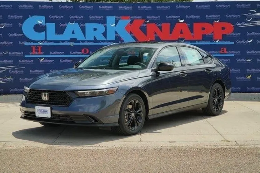 2025 Honda Accord SE photo 1
