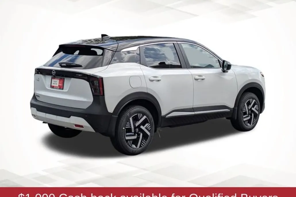 2025 Nissan Kicks SV photo 1