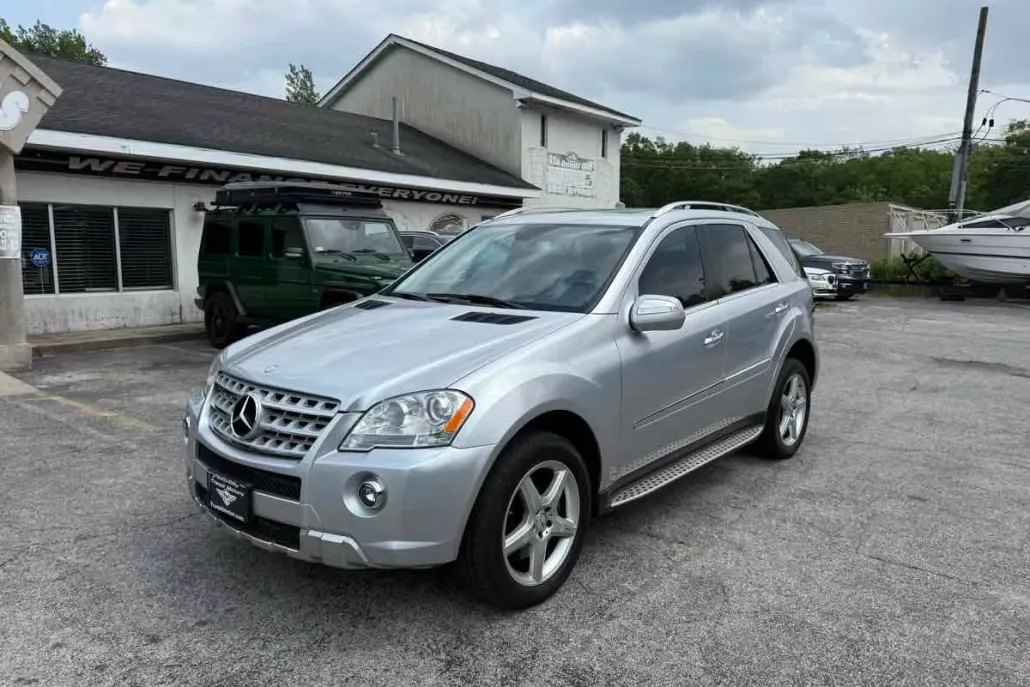 2009 Mercedes Benz ML 550 photo 1