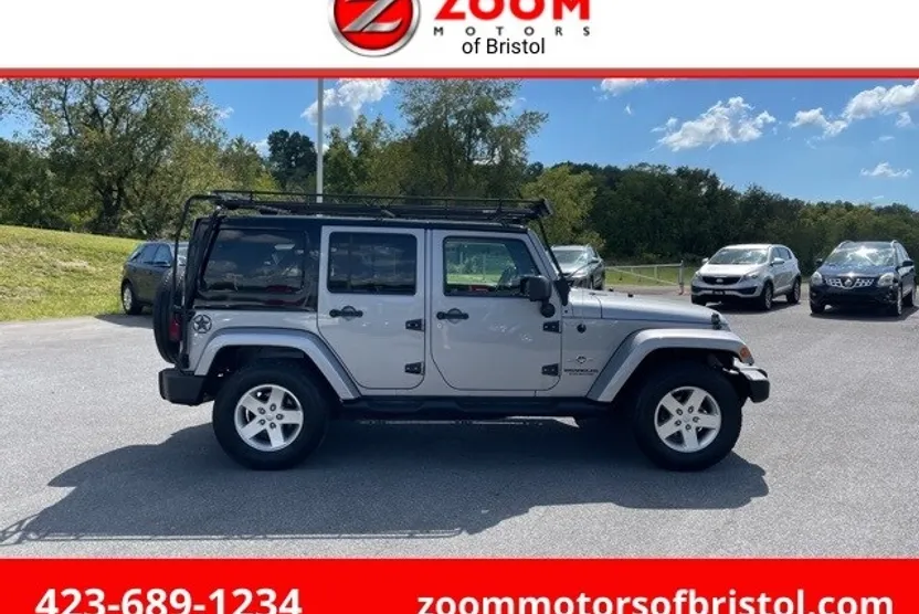2014 Jeep Wrangler Unlimited Freedom photo 1