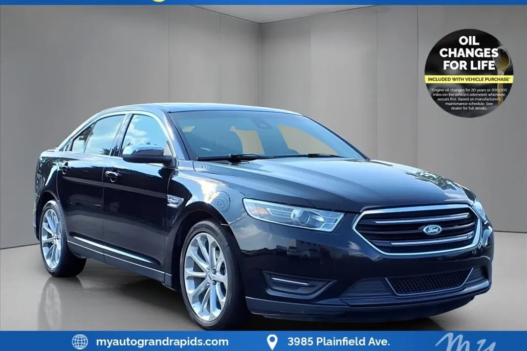 2018 Ford Taurus Limited photo 1