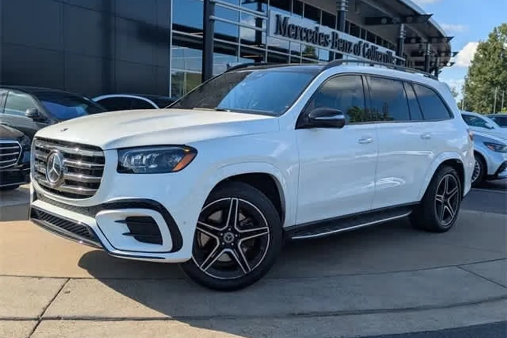 2024 Mercedes Benz GLS 450 4MATIC photo 1