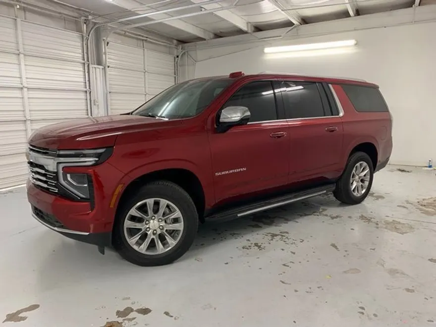 2025 Chevrolet Suburban Premier photo 1