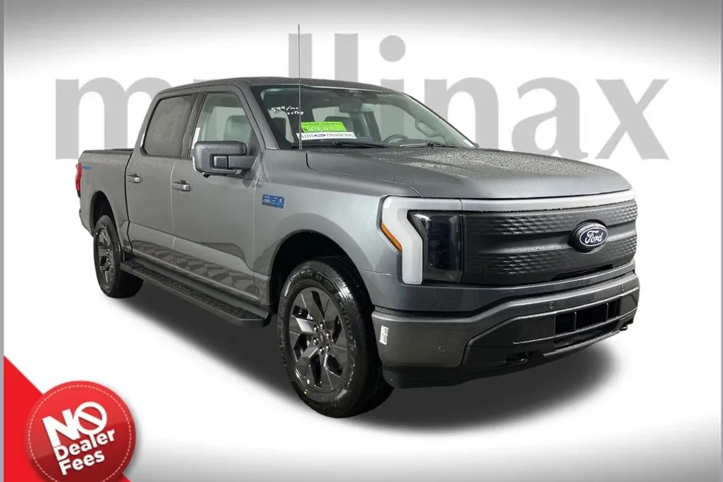 2025 Ford F-150 Lightning photo 1