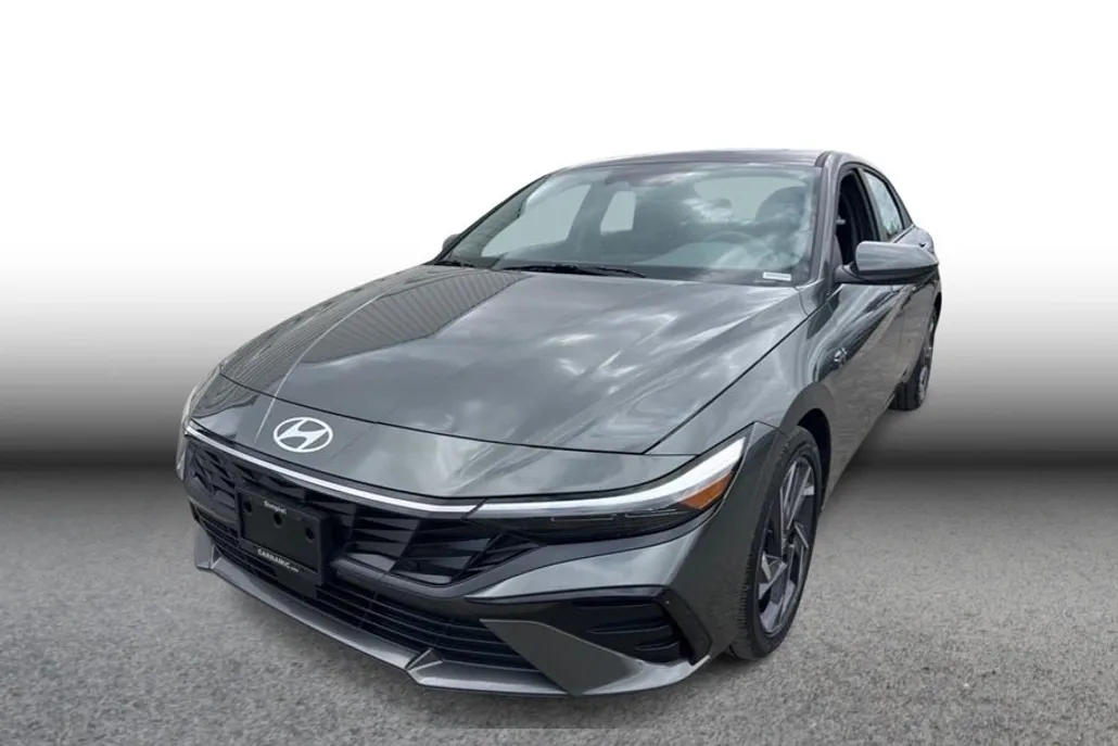 2025 Hyundai Elantra SEL Convenience photo 1