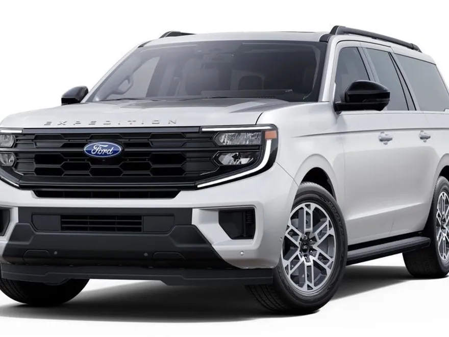2025 Ford Expedition MAX XLT photo 1