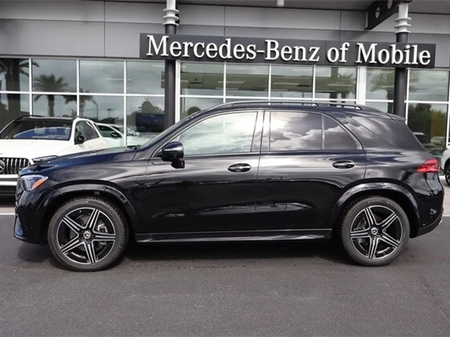 2025 Mercedes Benz GLE 580 photo 1