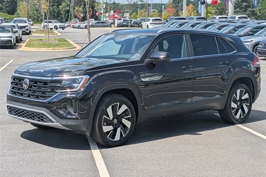 2026 Volkswagen Atlas Cross Sport SE Technology photo 1