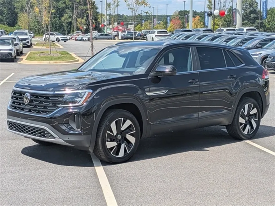 2026 Volkswagen Atlas Cross Sport SE Technology photo 1