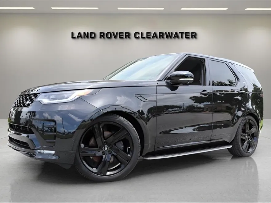 2025 Land Rover Discovery SE photo 1