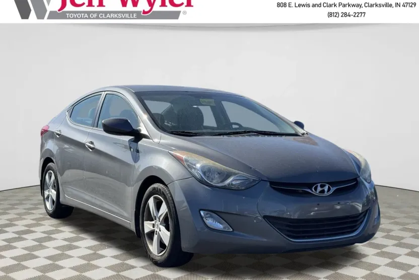 2013 Hyundai Elantra GLS photo 1