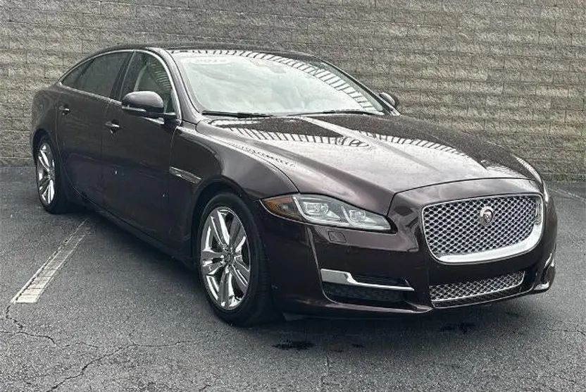 2018 Jaguar XJ XJL Portfolio photo 1