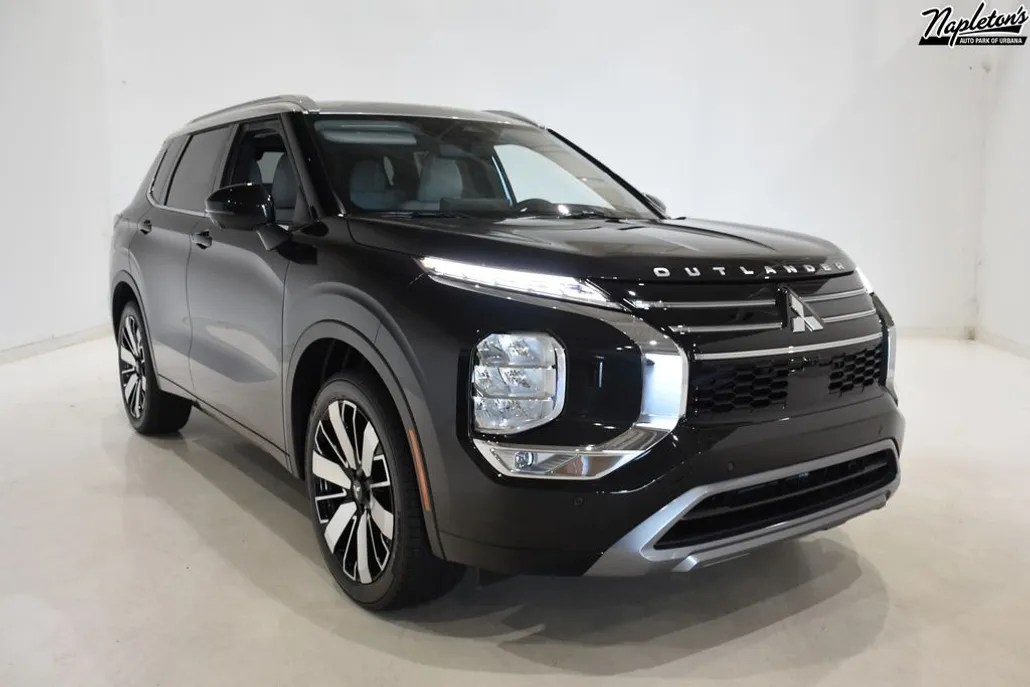2025 Mitsubishi Outlander Platinum photo 1