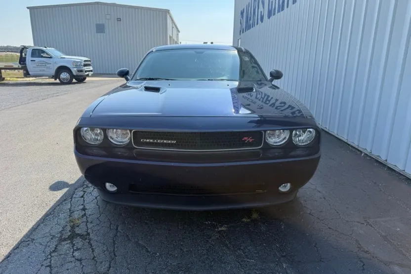 2013 Dodge Challenger R/T photo 1