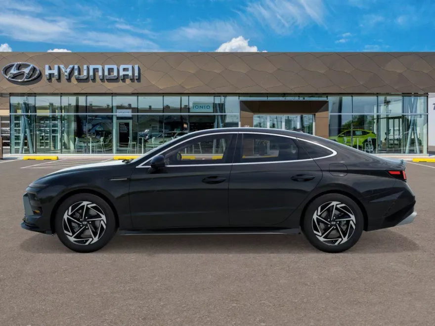 2026 Hyundai Sonata SEL Sport photo 1