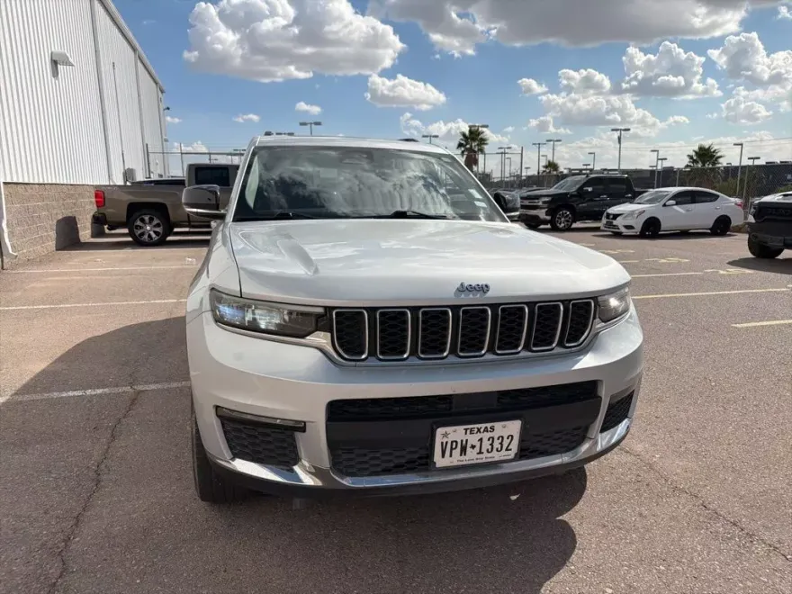 2021 Jeep Grand Cherokee Limited photo 1