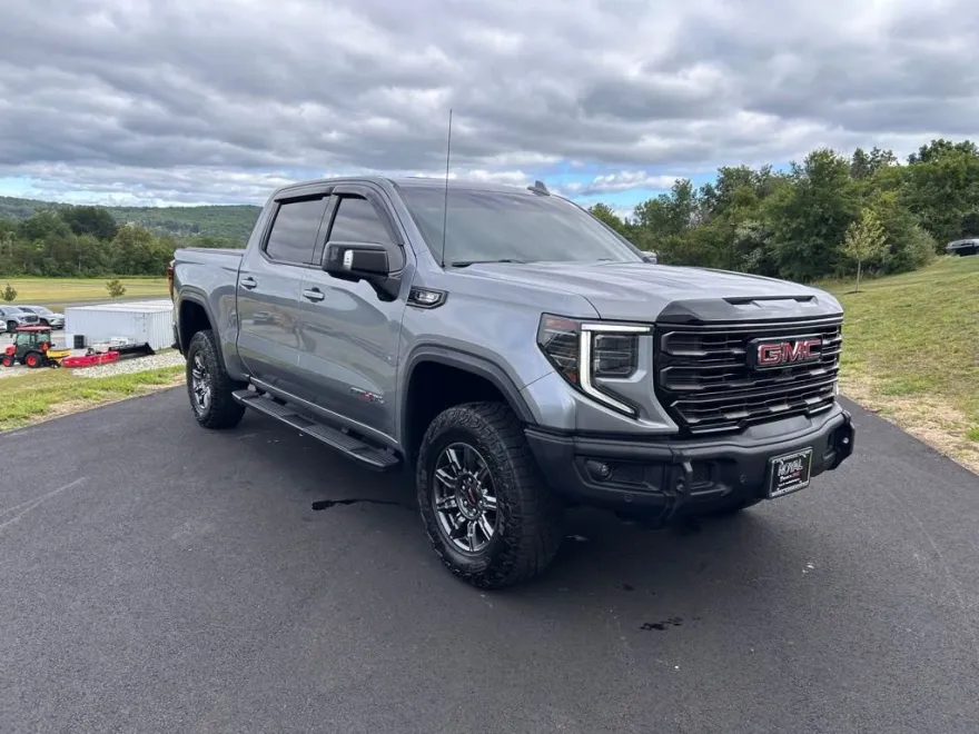 2024 Gmc Sierra 1500 AT4X photo 1