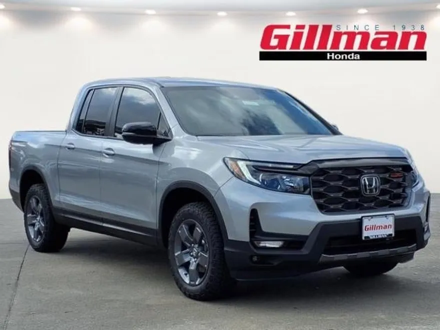 2025 Honda Ridgeline TrailSport photo 1