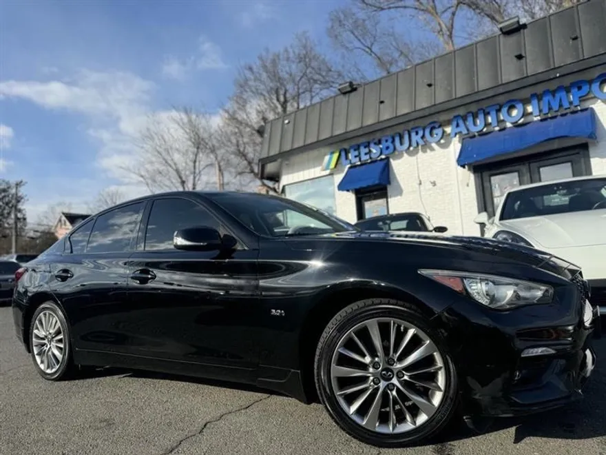 2018 Infiniti Q50 3.0t LUXE photo 1
