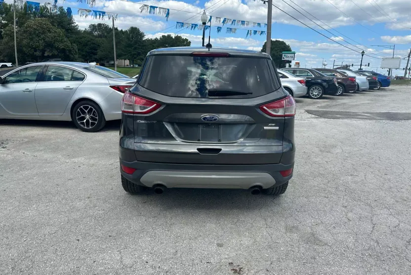 2016 Ford Escape SE photo 1