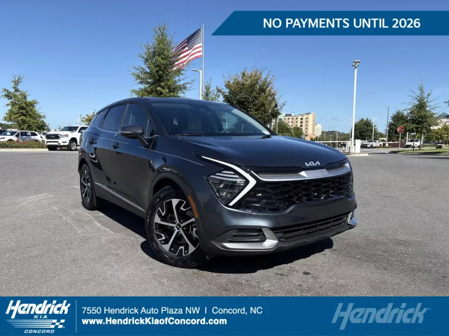 2025 Kia Sportage EX photo 1