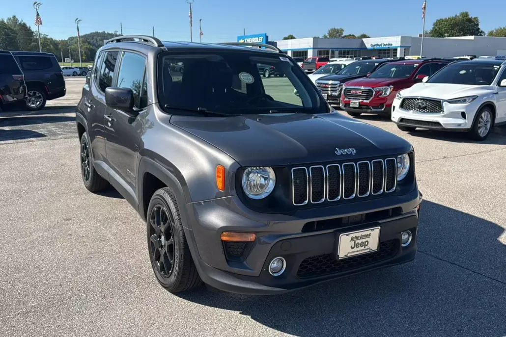 2020 Jeep Renegade Latitude photo 1