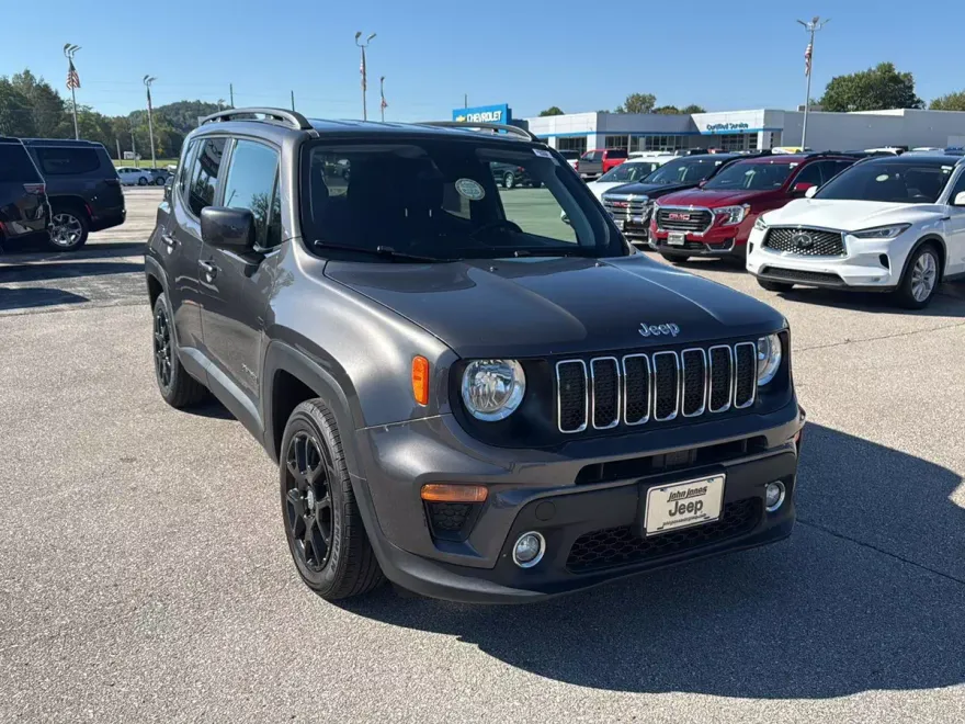 2020 Jeep Renegade Latitude photo 1