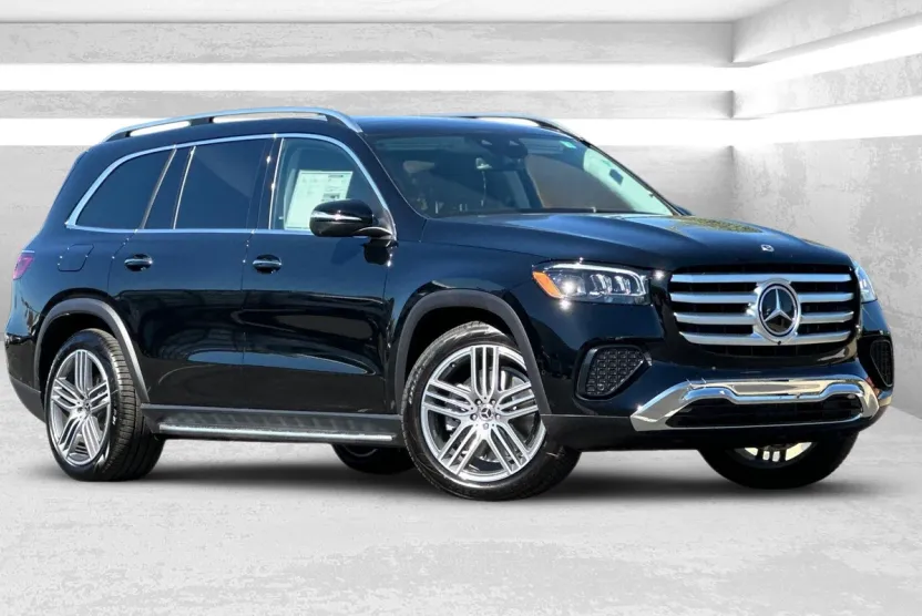 2026 Mercedes Benz GLS 450 4MATIC photo 1