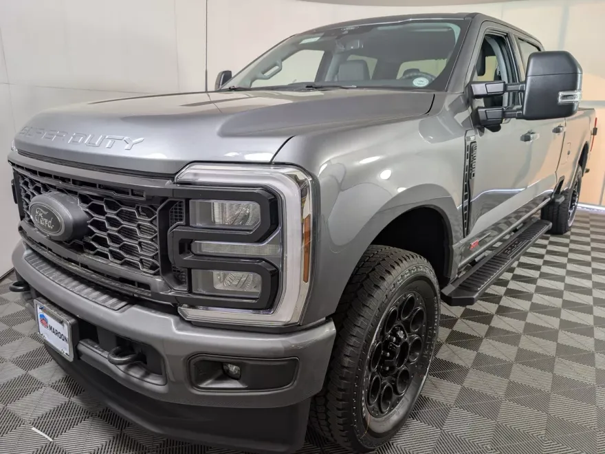 2026 Ford F-350 XLT photo 1