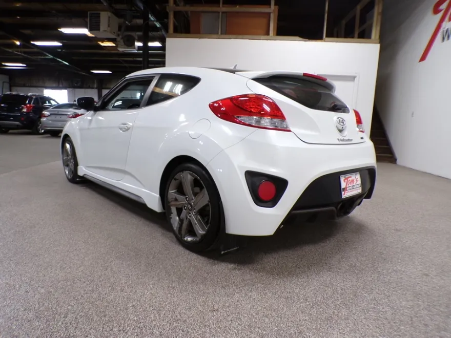 2015 Hyundai Veloster Turbo R-Spec photo 1