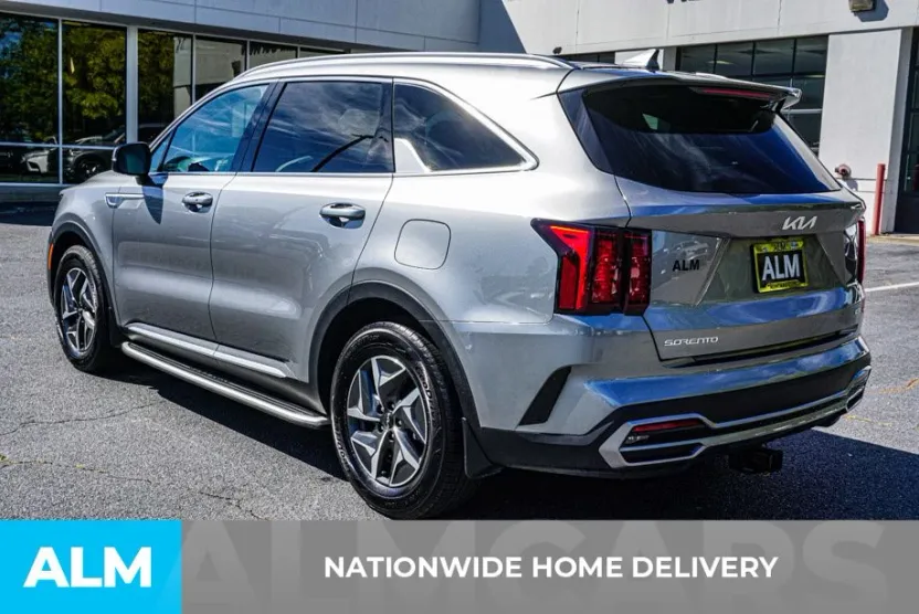 2023 Kia Sorento Hybrid EX photo 1