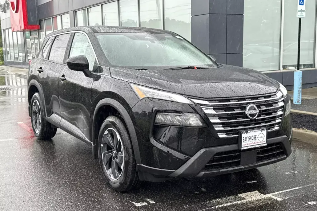 2026 Nissan Rogue SV photo 1