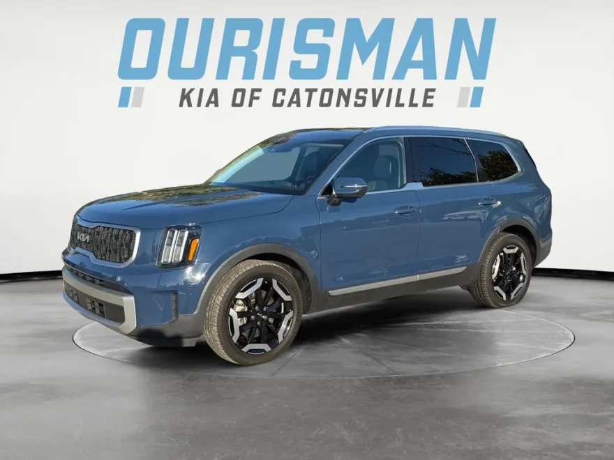2023 Kia Telluride EX photo 1