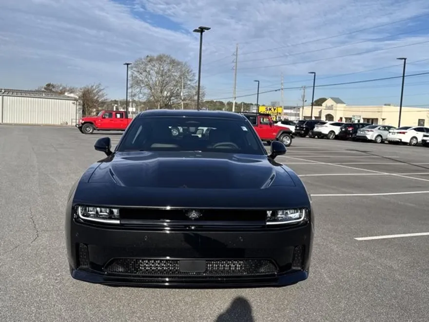 2025 Dodge Charger Daytona R/T photo 8