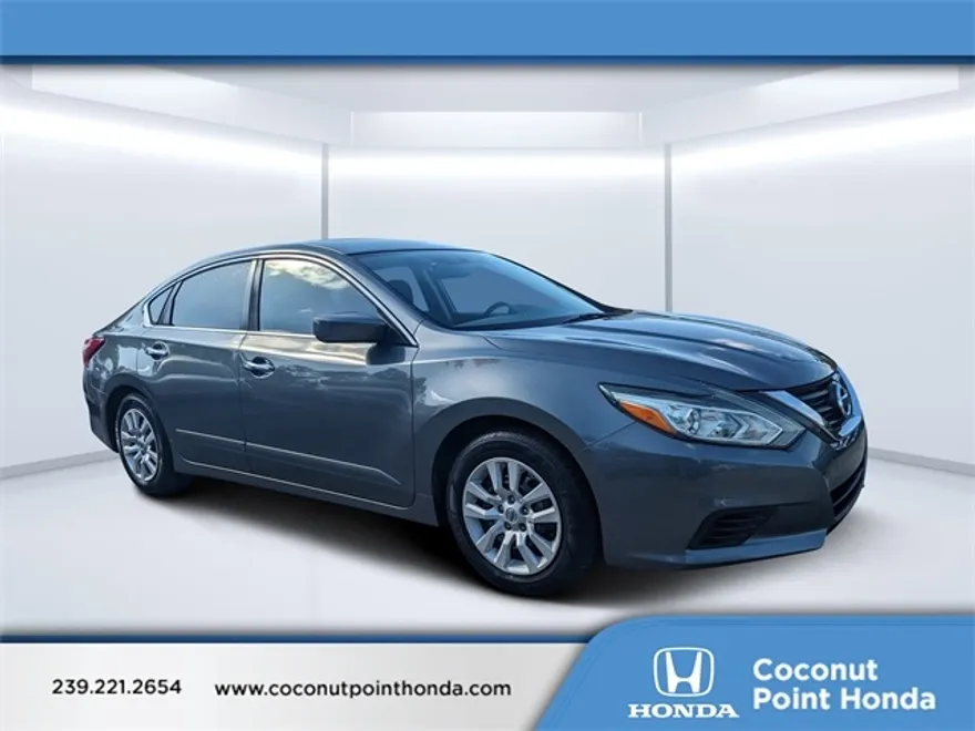 2017 Nissan Altima 2.5 S photo 1