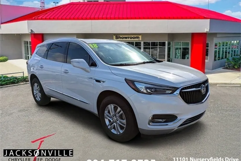 2018 Buick Enclave Essence photo 1