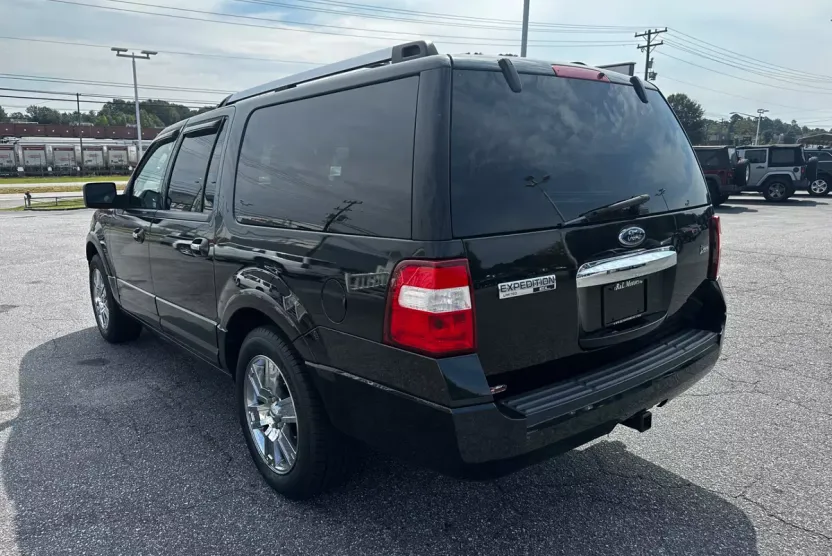 2010 Ford Expedition EL Limited photo 1