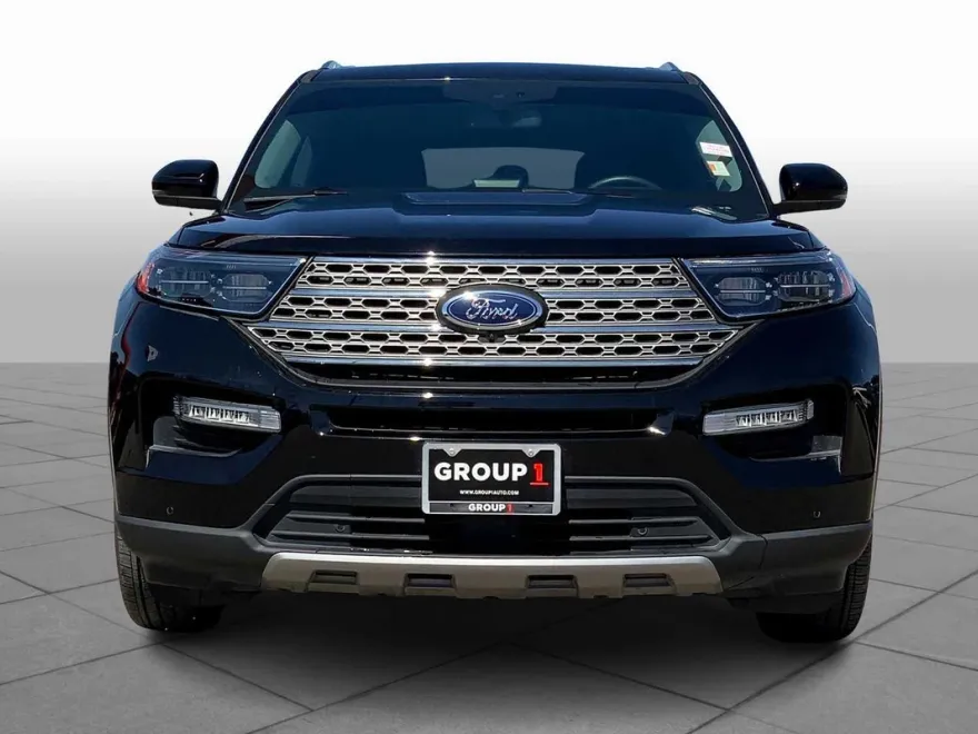2023 Ford Explorer Limited photo 1