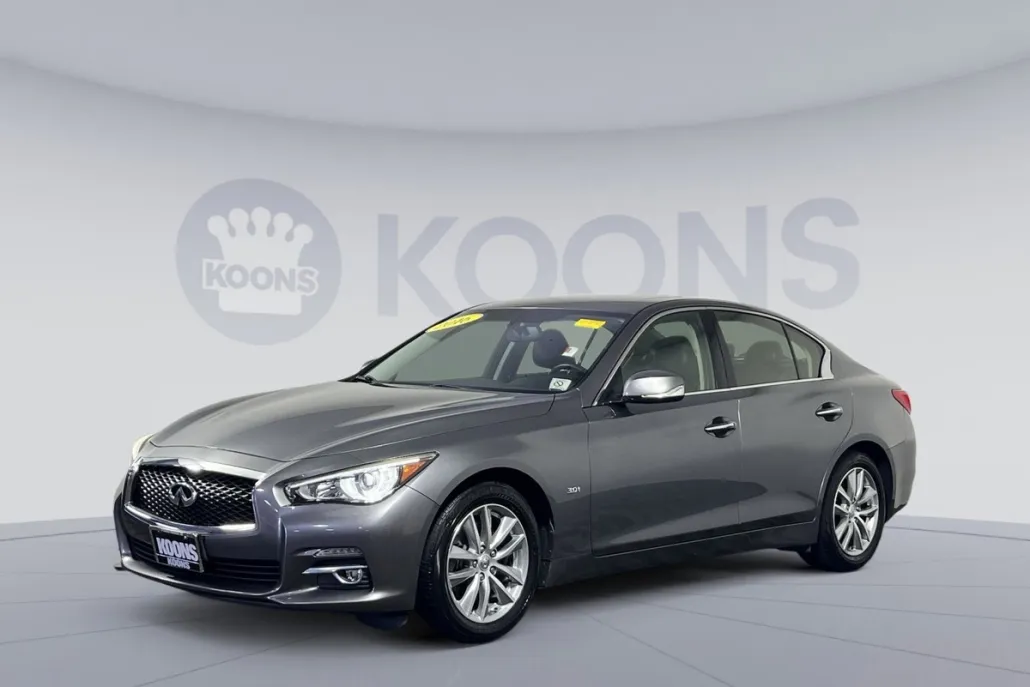 2016 Infiniti Q50 3.0t Premium photo 1