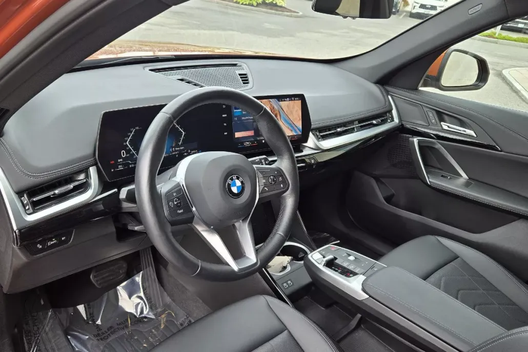 2025 Bmw X1 XDrive28i photo 1